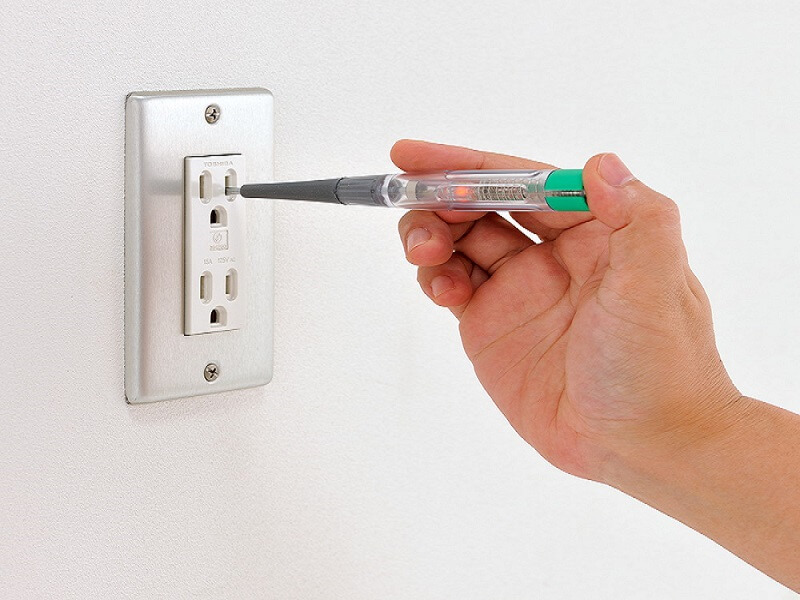 kiểm tra nguồn ổ cắm